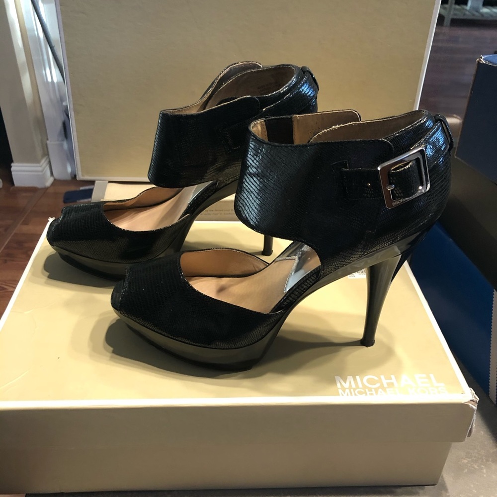 Michael kors heels